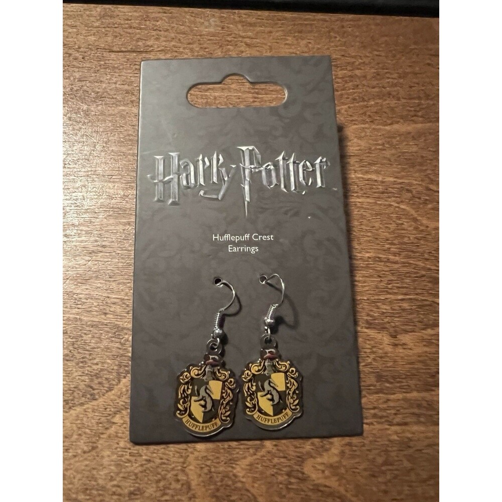 Harry Potter Hogwarts Hufflepuff Earrings Carat Shop UK Brand New